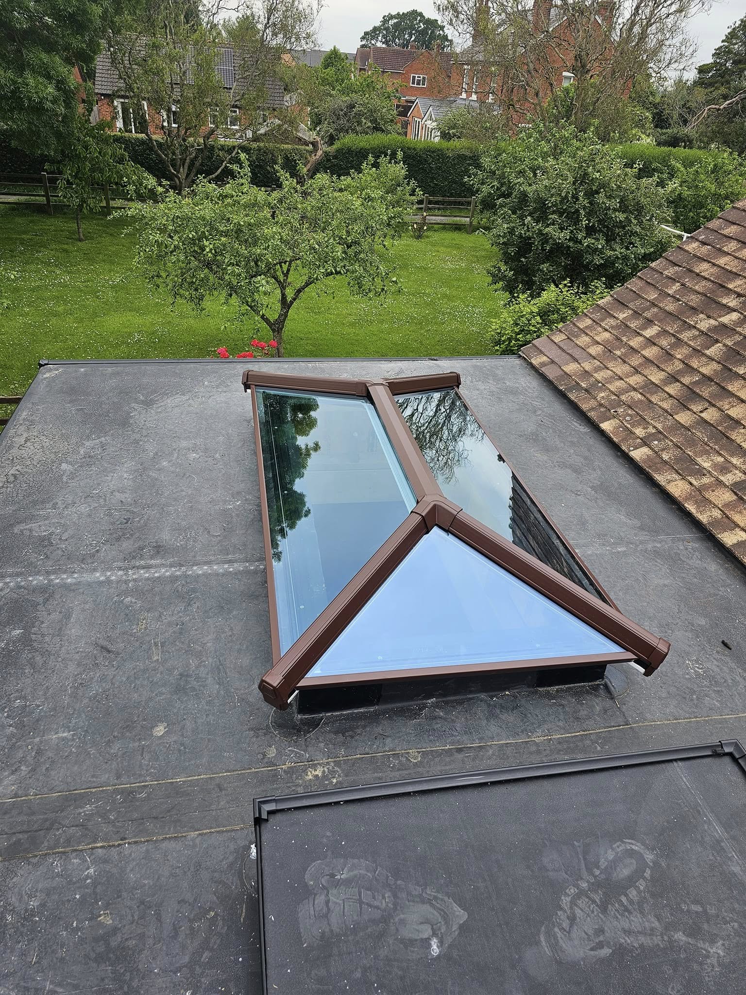 Roof light box